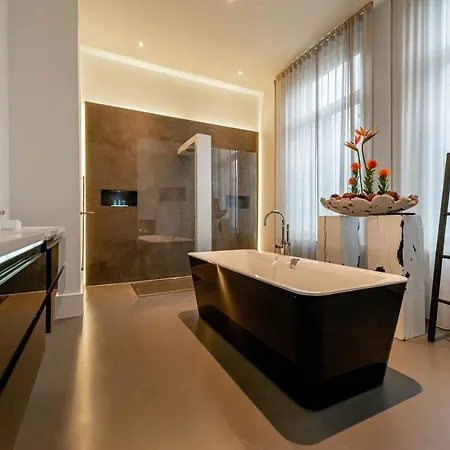 Hotel Bossche Stationsweg 2*