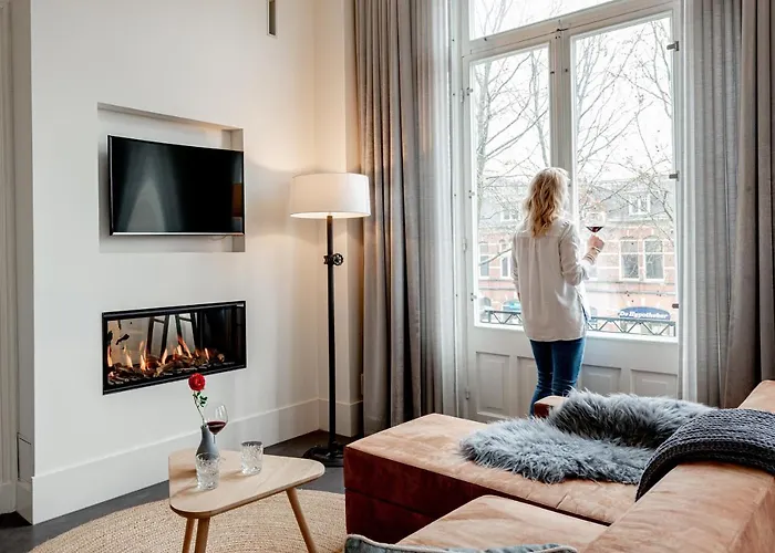 Bossche Stationsweg 2*