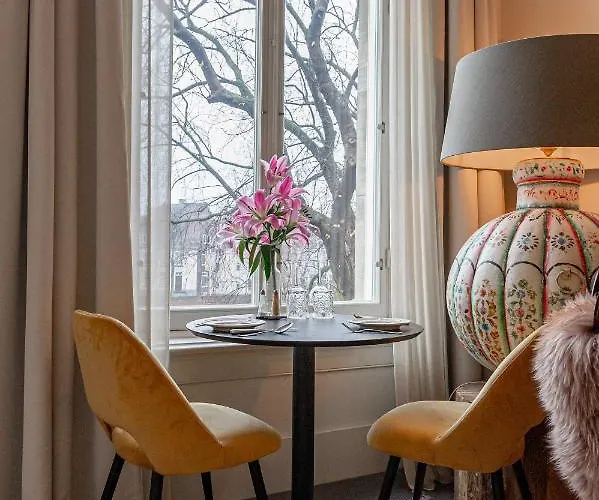 Hotel Bossche Stationsweg 2*