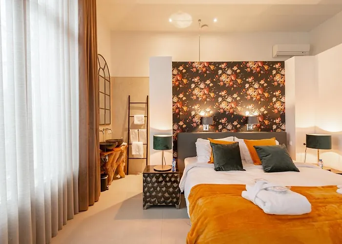 Bossche Stationsweg 2* 's-Hertogenbosch (Den Bosch)