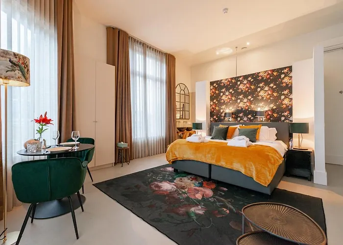 Hotel Bossche Stationsweg 2*